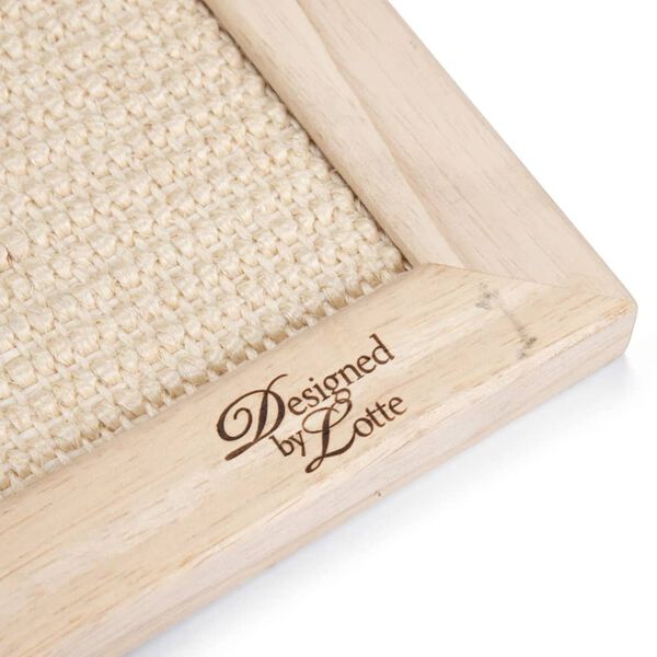 Designed by Lotte kradsebr&aelig;t Sammy 50x40x2 cm tr&aelig;