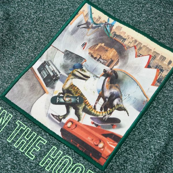 Lang&aelig;rmet T-shirt til b&oslash;rn str. 140 gr&oslash;nmeleret