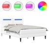 vidaXL Sengestel med LED-lysstrimler Hvid 140 x 190 cm Kunstl&aelig;der