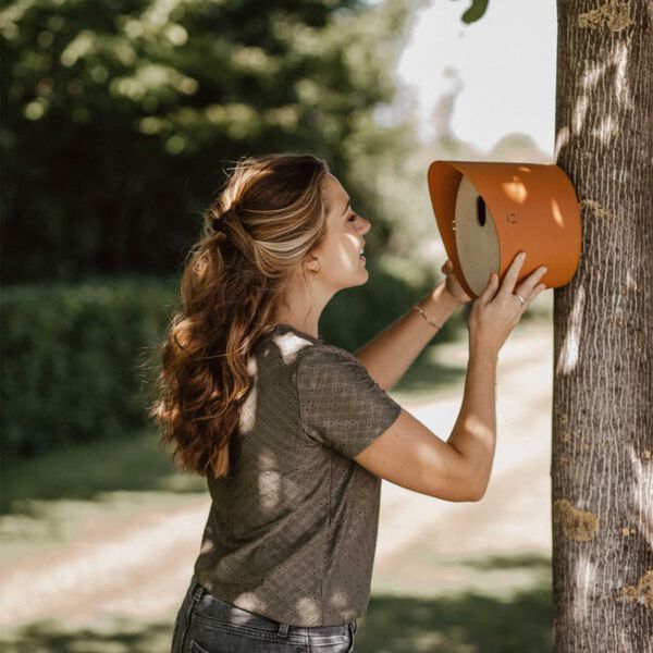 Capi fuglehus Oval 2 24x19x23 cm brun