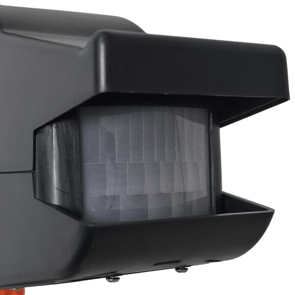 Bev&aelig;gelsesaktiveret udend&oslash;rs sprinkler Afskr&aelig;kningsmiddel mod dyr