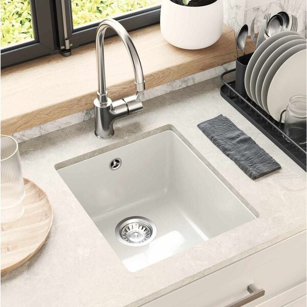 Viser produktbillede 2 af 16