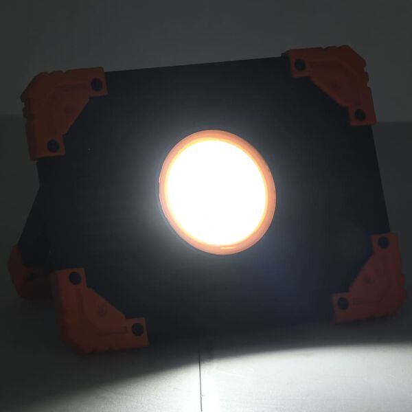 Viser produktbillede 2 af 9
