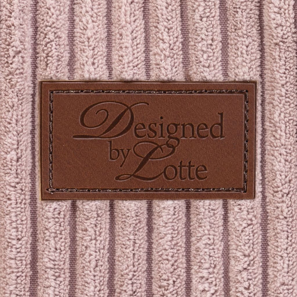Designed by Lotte katteseng 50x35 cm ribbet pink