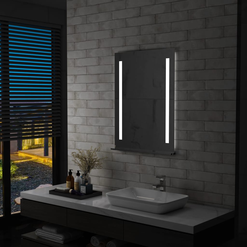 vidaXL LED-badeværelsesspejl med hylde 60x80 cm