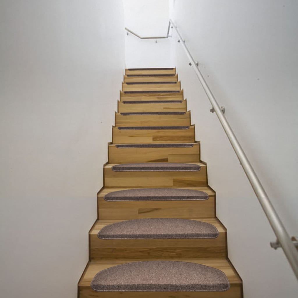 15 stk. Brun trappetæpper 64,5 x 25,5 cm